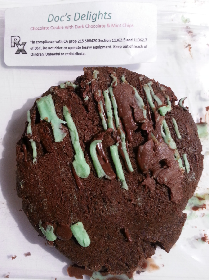 Doc's Delights Mint Chocolate Cookie Edible Review