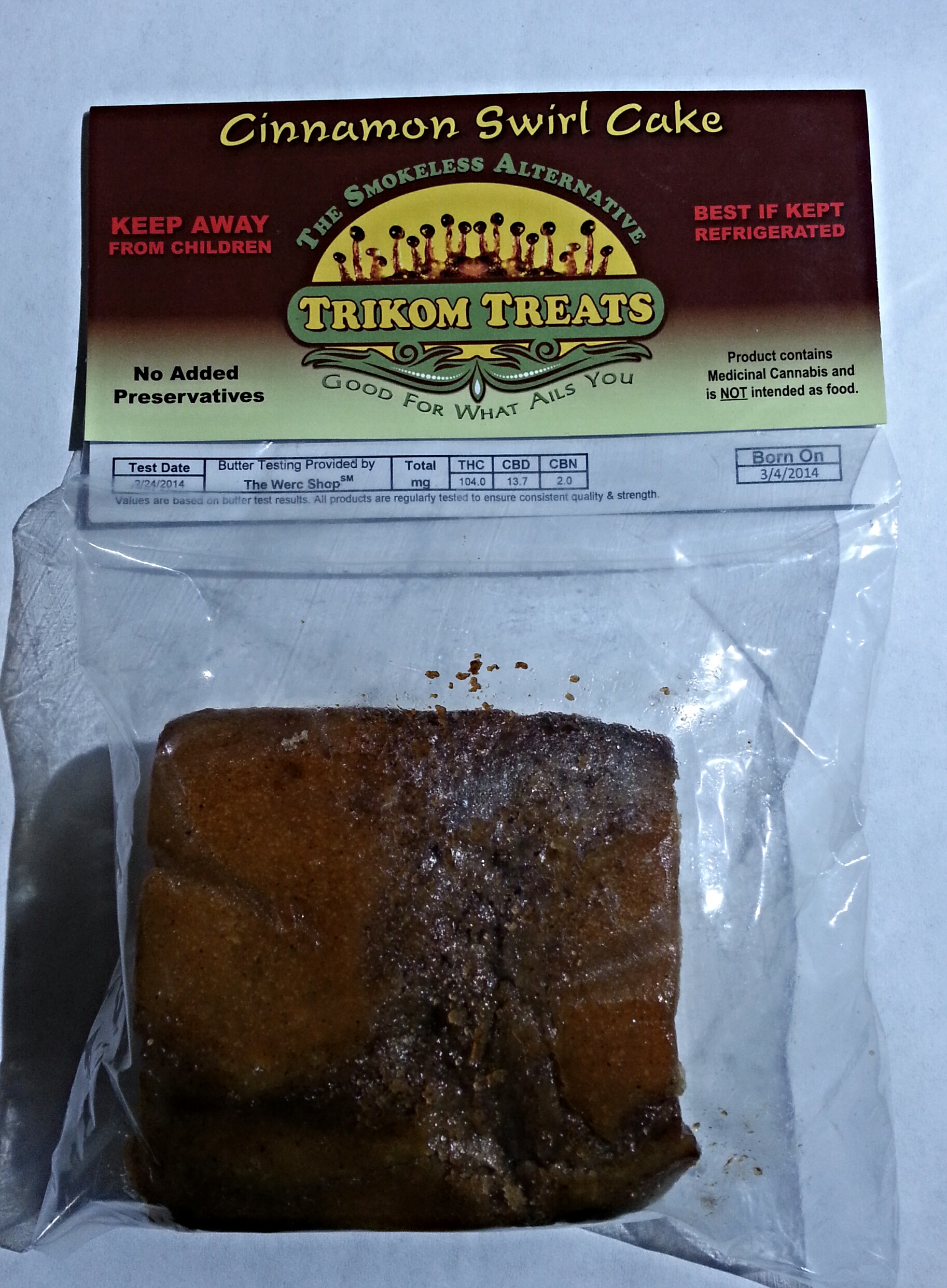 Trikom Treat Cinnamon Swirl Cake Edible Review