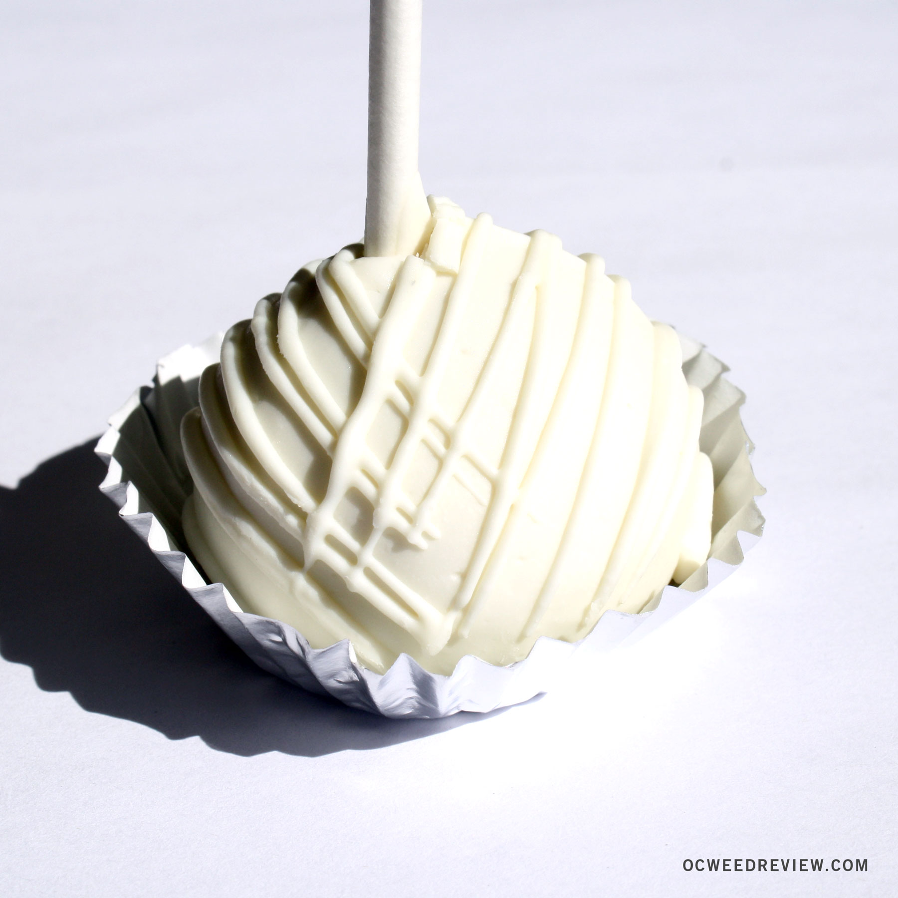 Lemon Cream Cake Pop from Miss Mary Jane's Bakeshop Edible Review